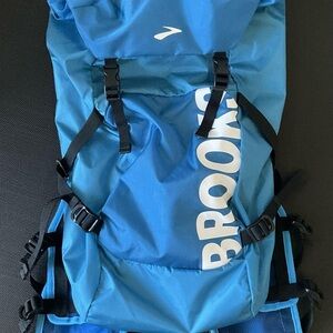 Brooks Vibrant Blue Lightweight Outdoor Adventure Backpack